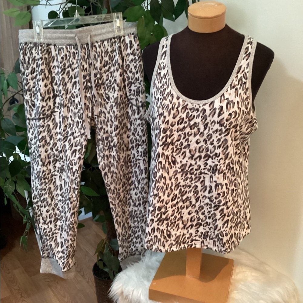 Karen Neuburger Live Love Lounge tank and bottom pajama set Woman’s size XXL